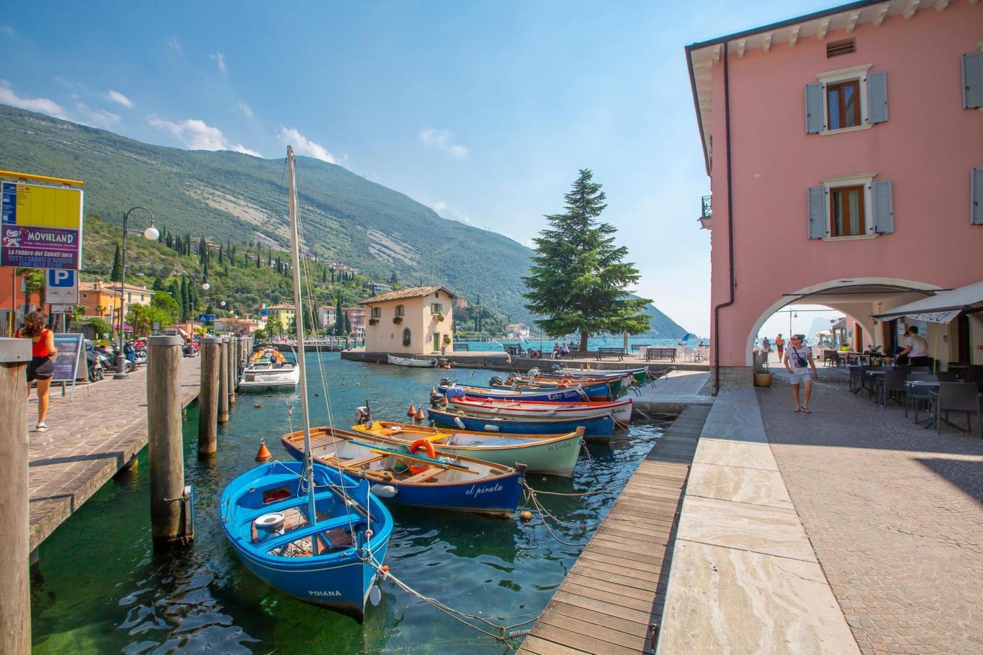 Casa Alpino - Happy Rentals Riva del Garda Dış mekan fotoğraf